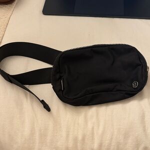 lululemon athletica Black Men's Belt Bag